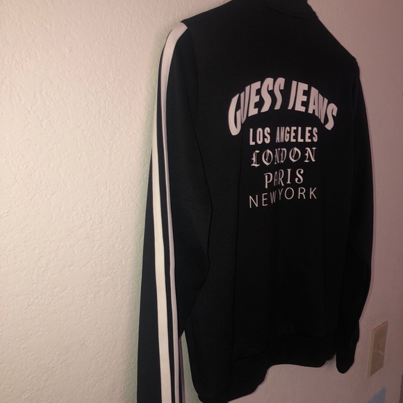 Guess jacket - Picture 3 of 4